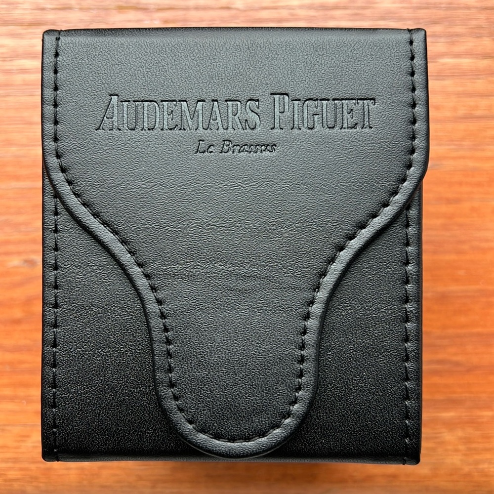 AUDEMARS PIGUET watch box